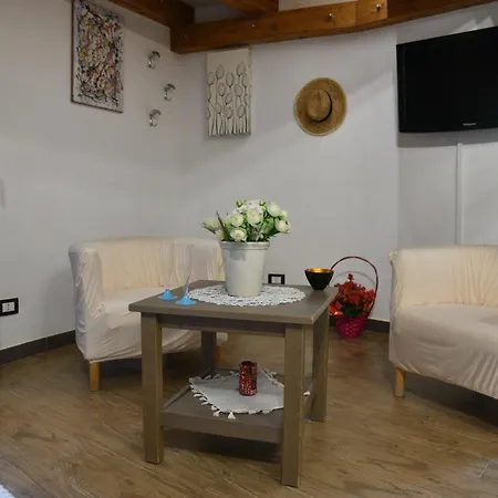 In Centro- Enea Apartman *